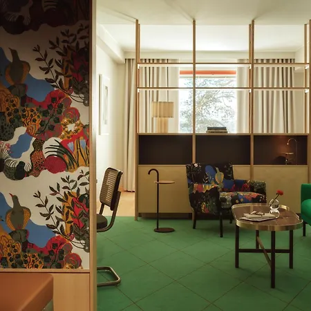 Hanasaari Hotel 4*