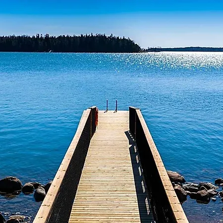 Hanasaari 4*