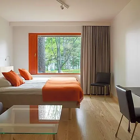 Hotell Hanasaari 4*